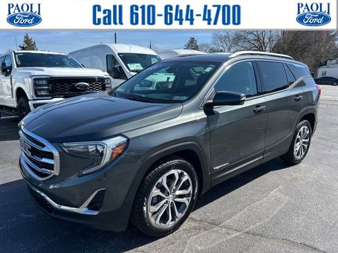 Used 2020 GMC Terrain SLT w/ Preferred Package image 1