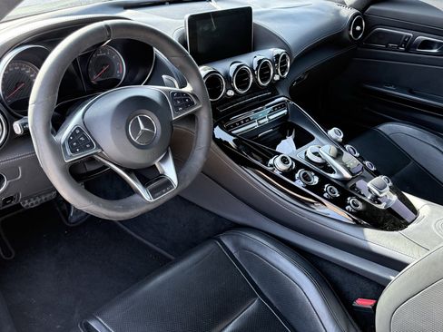 Used 2019 Mercedes-Benz AMG GT C image 2