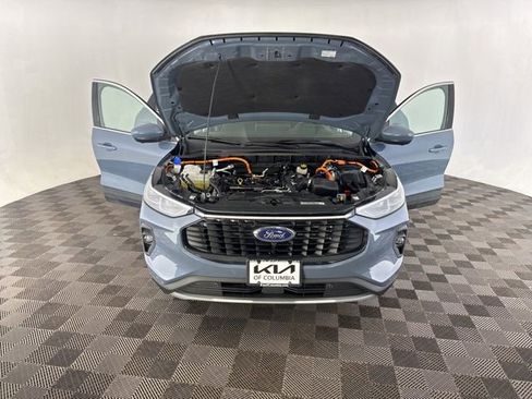 Used 2025 Ford Escape SE w/ PHEV Premium Package FWD image 13