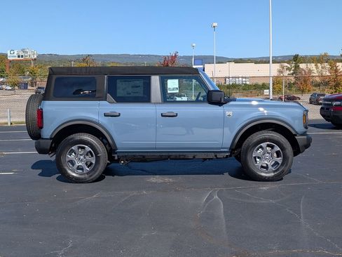 New 2025 Ford Bronco Big Bend image 3
