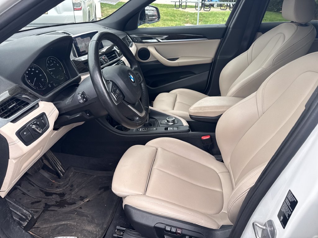 Used 2020 BMW X2 xDrive28i w/ Convenience Package AWD/4WD image 9