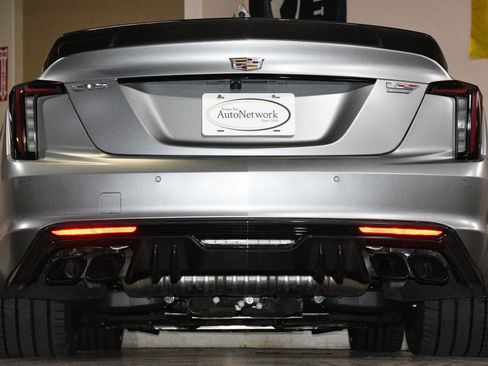 Used 2024 Cadillac CT5 V Blackwing w/ Carbon Fiber Package 2 RWD image 82