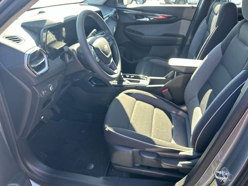 New 2026 Chevrolet TrailBlazer LS image 12