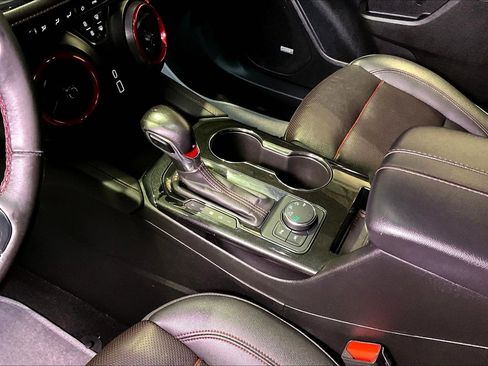 Used 2021 Chevrolet Blazer RS w/ Enhanced Convenience Package image 17