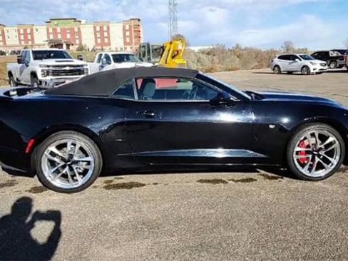 Certified 2020 Chevrolet Camaro LT w/ RS Package image 9