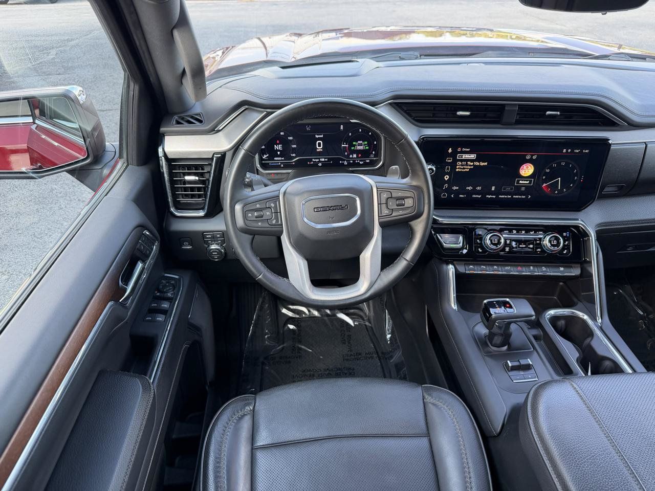 Used 2024 GMC Sierra 1500 Denali w/ Denali Reserve Package AWD/4WD image 17