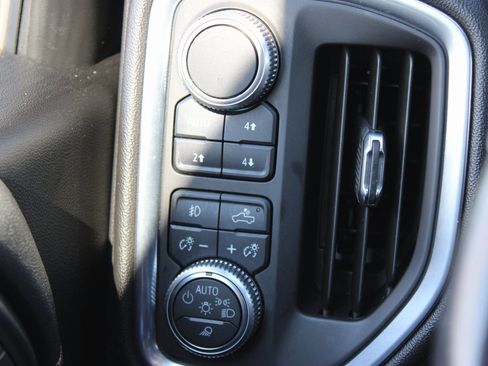 Used 2019 GMC Sierra 1500 AT4 w/ AT4 Premium Package AWD/4WD image 21