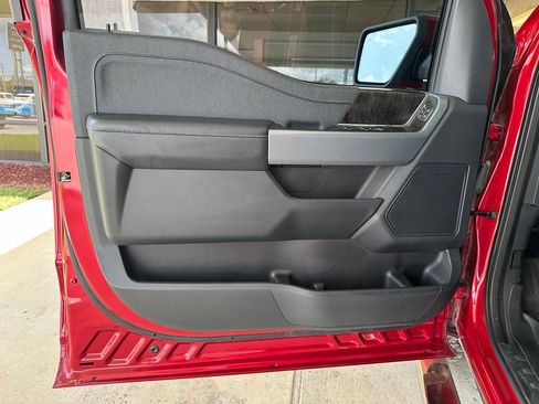 Used 2022 Ford F150 Lariat AWD/4WD image 11
