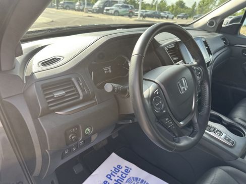 Certified 2023 Honda Ridgeline RTL image 13