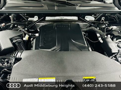 Certified 2025 Audi Q5 Premium w/ Convenience Package image 32