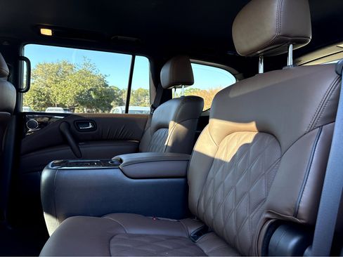 Used 2024 Nissan Armada Platinum w/ Captain's Chairs Package image 21