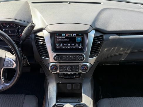 Used 2019 Chevrolet Tahoe LS RWD image 9