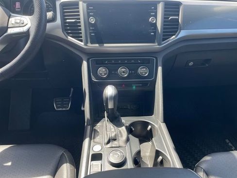 Used 2021 Volkswagen Atlas SE w/ Panoramic Sunroof Package AWD/4WD image 11