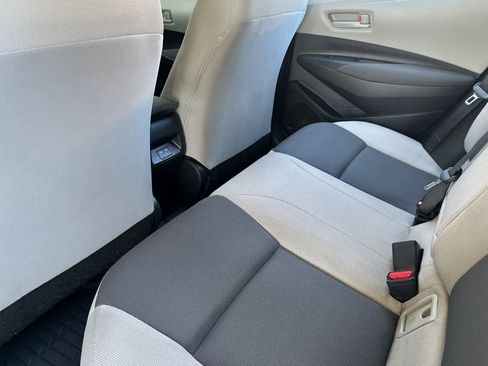 Used 2023 Toyota Corolla LE FWD image 4