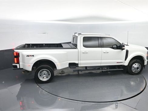 Certified 2025 Ford F450 Platinum image 23