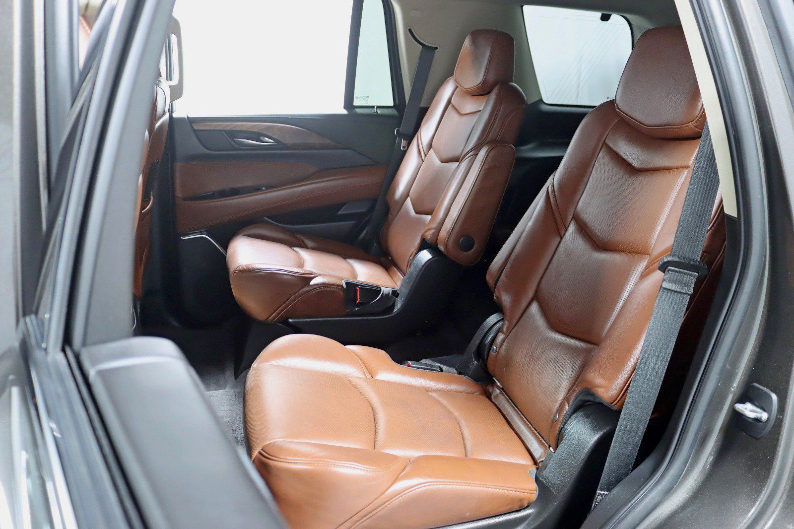 Used 2020 Cadillac Escalade Luxury AWD/4WD image 29