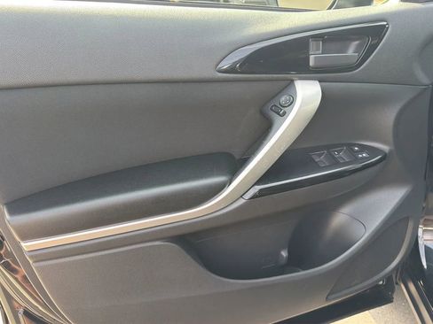 Used 2019 Mitsubishi Eclipse Cross AWD image 11