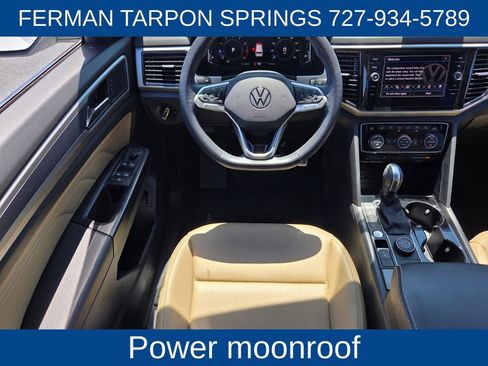 Used 2020 Volkswagen Atlas Cross Sport SEL R-Line AWD/4WD image 16