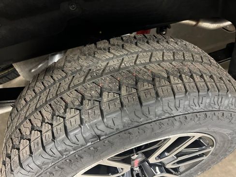 New 2026 GMC Sierra 1500 AT4 w/ Technology Package image 10