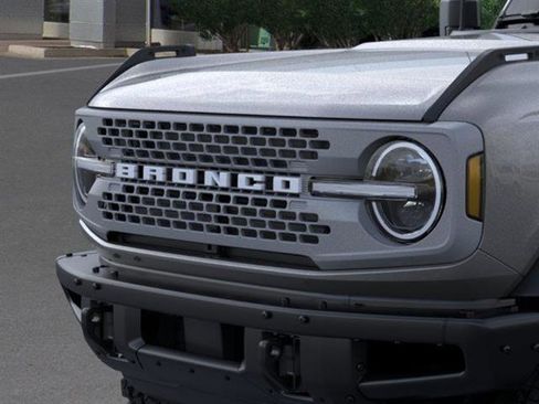 New 2025 Ford Bronco Badlands AWD/4WD image 19