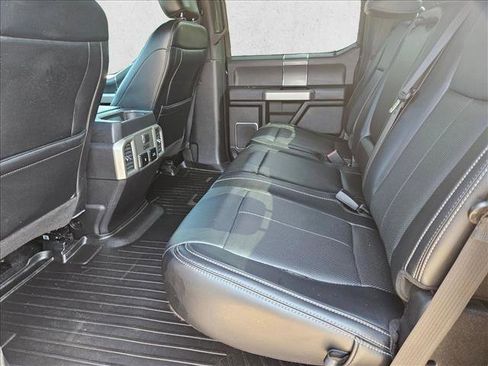 Used 2019 Ford F150 Lariat w/ Equipment Group 502A Luxury AWD/4WD image 18