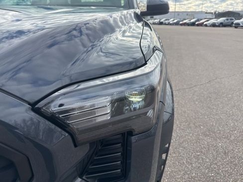 Used 2024 Toyota Tacoma SR5 image 9