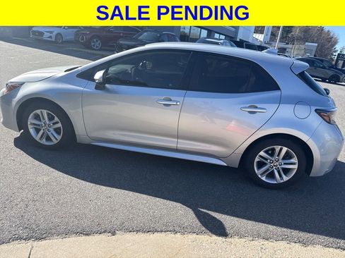 Used 2021 Toyota Corolla SE w/ SE Preferred Package FWD image 10
