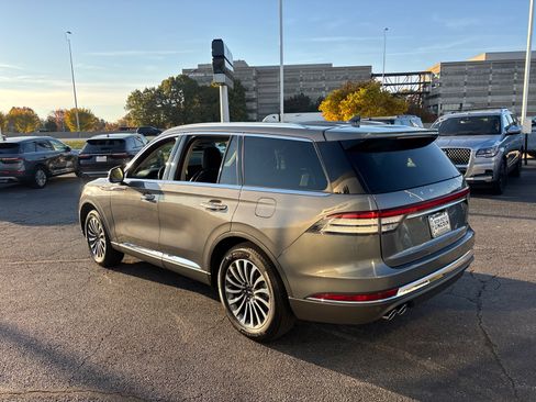 Certified 2024 Lincoln Aviator Reserve w/ Elements Package Plus image 5
