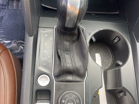 Used 2021 Volkswagen Atlas SE image 23