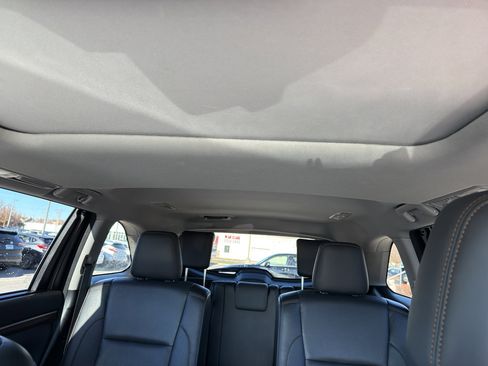 Used 2015 Toyota Highlander Limited image 21