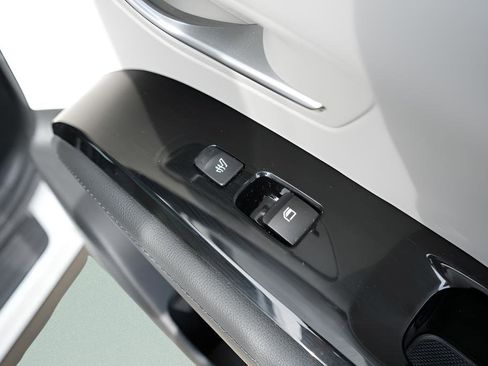 Certified 2024 Hyundai Tucson Limited AWD/4WD image 17