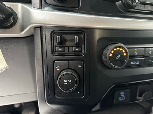 Used 2022 Ford F150 XLT w/ Trailer Tow Package AWD/4WD image 42