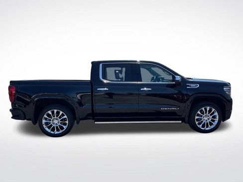 Used 2024 GMC Sierra 1500 Denali w/ Denali Reserve Package AWD/4WD image 6