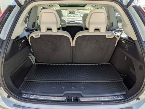New 2026 Volvo XC90 T8 Ultra w/ Protection Package Premier AWD/4WD image 12
