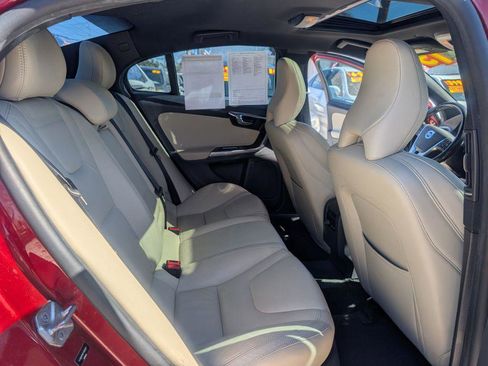Used 2015 Volvo S60 T5 Platinum image 12