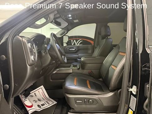 Used 2022 GMC Sierra 2500 AT4 w/ AT4 Premium Plus Package AWD/4WD image 9
