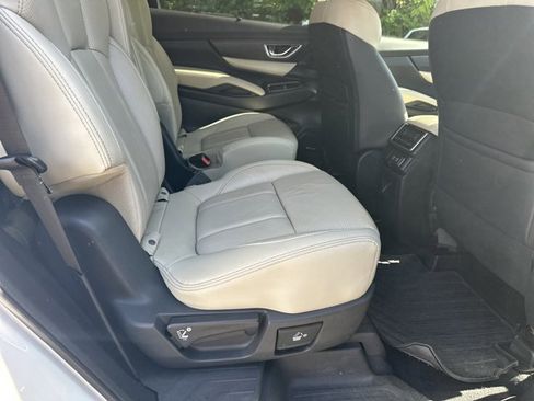 Used 2022 Subaru Ascent Limited w/ Technology Package AWD/4WD image 18