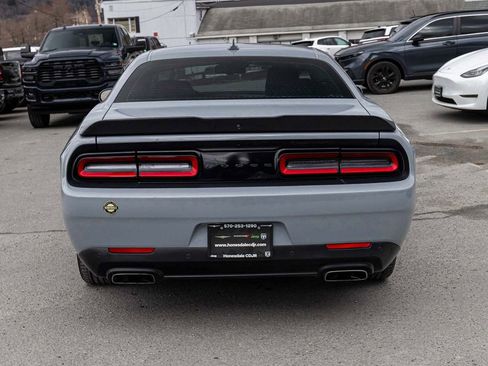 Used 2022 Dodge Challenger R/T w/ Plus Package image 5