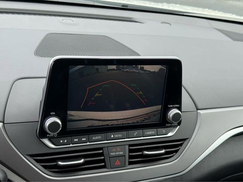 New 2025 Nissan Altima 2.5 SR image 26