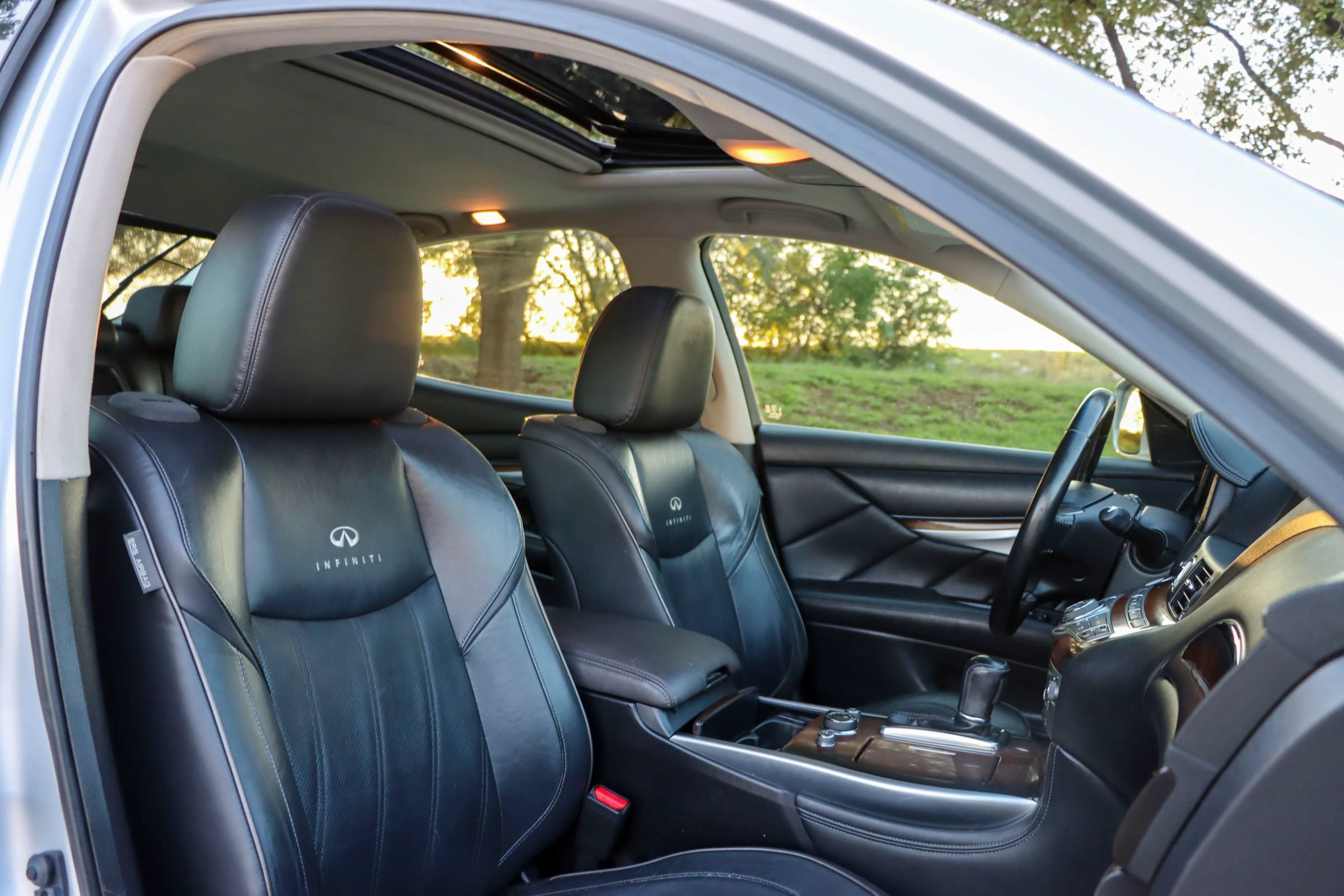 Used 2013 INFINITI M37 w/ Premium Pkg RWD image 21