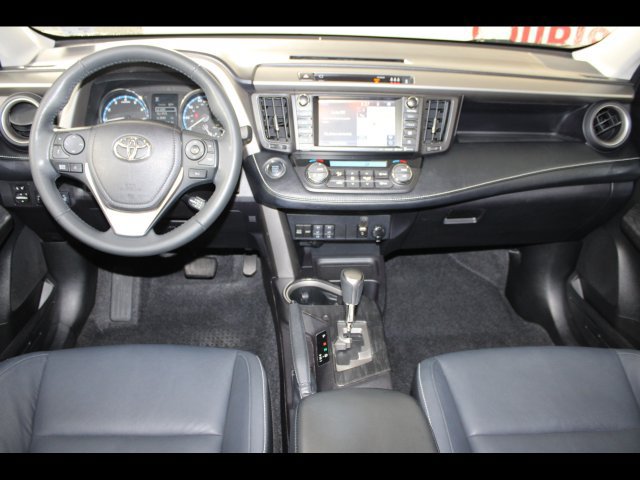 Used 2017 Toyota RAV4 Platinum w/ All Weather Liner Package AWD/4WD image 14