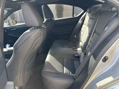 Used 2022 Lexus IS 350 F Sport image 31