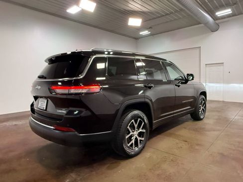 Used 2023 Jeep Grand Cherokee L Limited w/ Luxury Tech Group II image 34