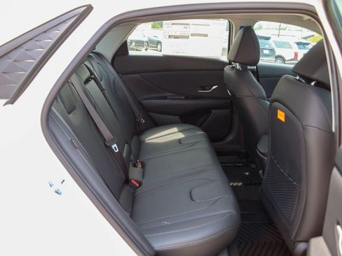 New 2026 Hyundai Elantra Limited FWD image 10