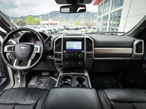 Used 2020 Ford F450 Lariat w/ Lariat Ultimate Package AWD/4WD image 17