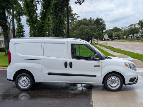 Used 2022 RAM ProMaster City Tradesman FWD image 4
