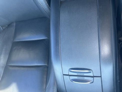 Used 2017 Toyota Highlander XLE image 29