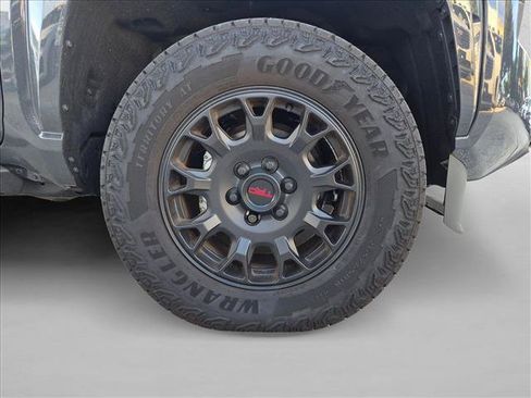 Used 2026 Toyota Tacoma SR5 AWD/4WD image 20