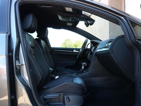 Used 2019 Volkswagen Golf 4-Door AWD/4WD image 53