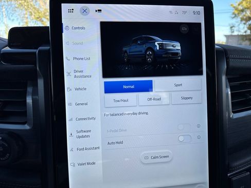 New 2025 Ford F150 Lightning Flash image 31